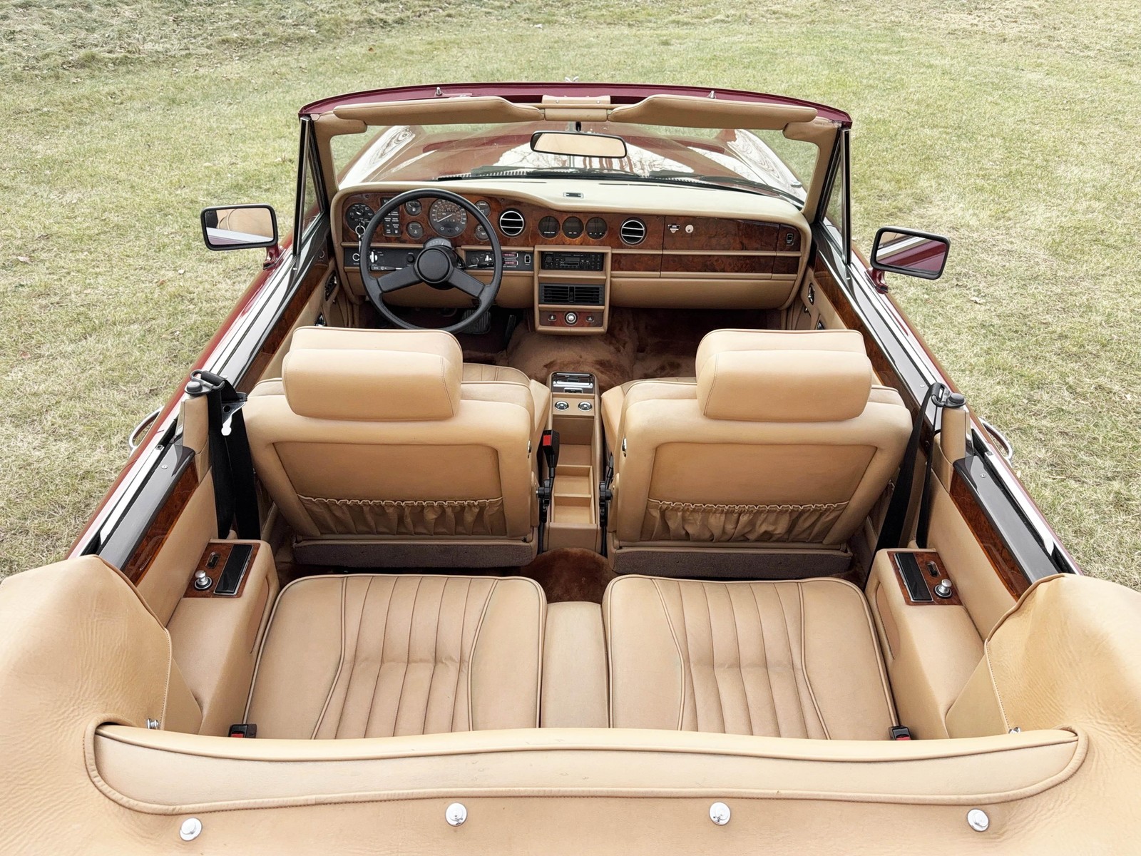 Rolls-Royce-Corniche-1985-20