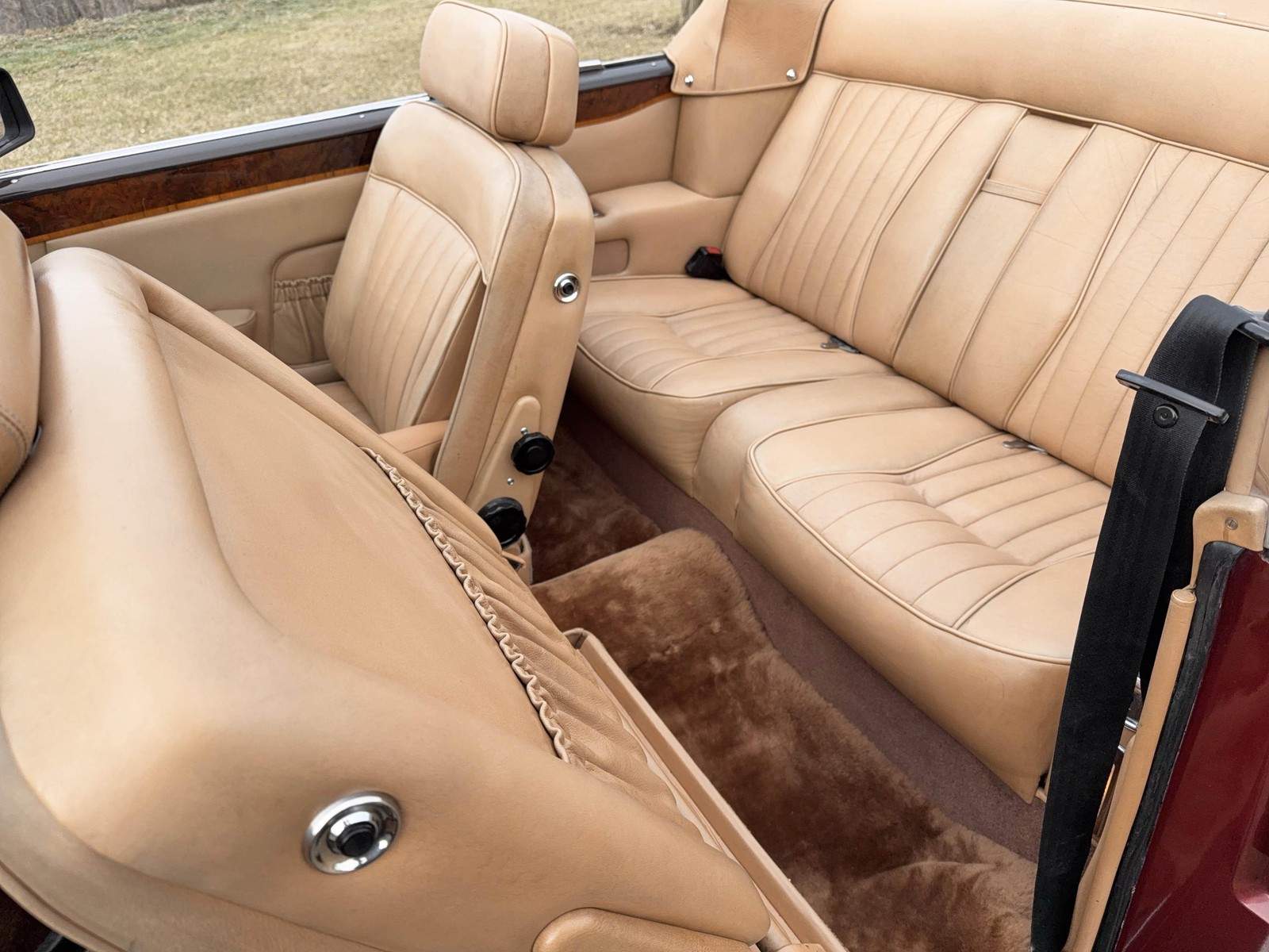 Rolls-Royce-Corniche-1985-26