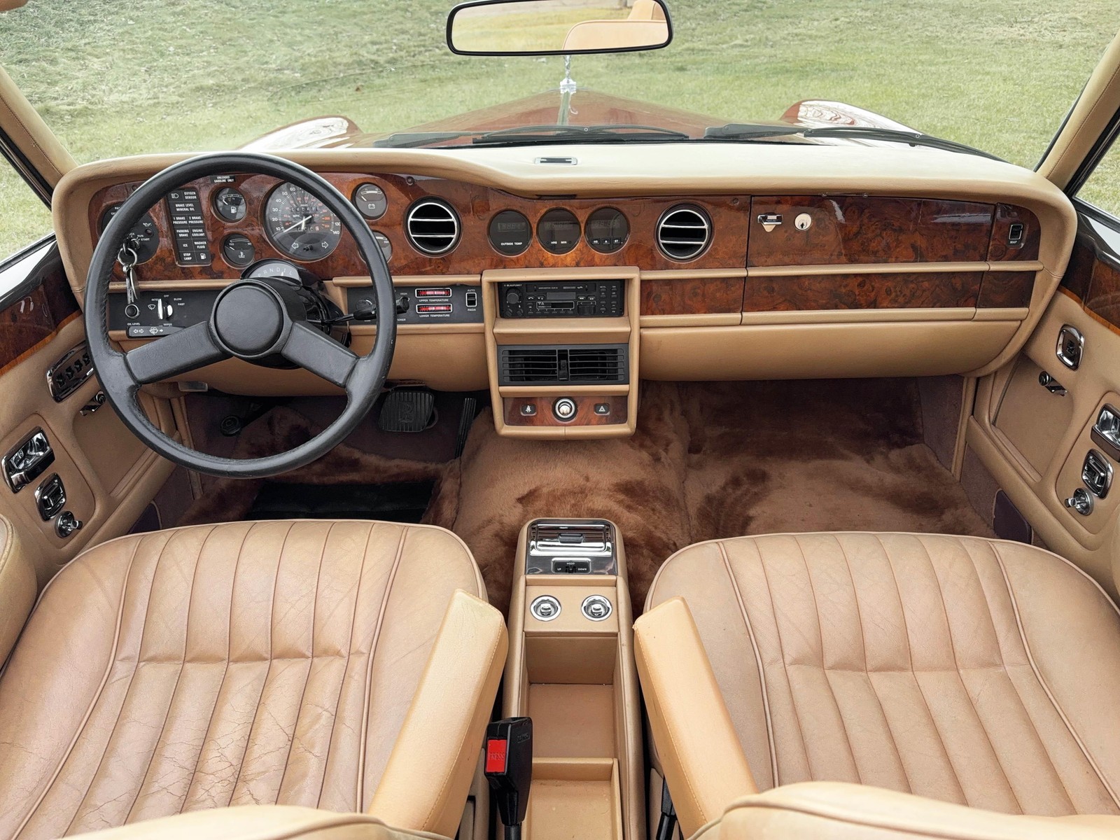 Rolls-Royce-Corniche-1985-34