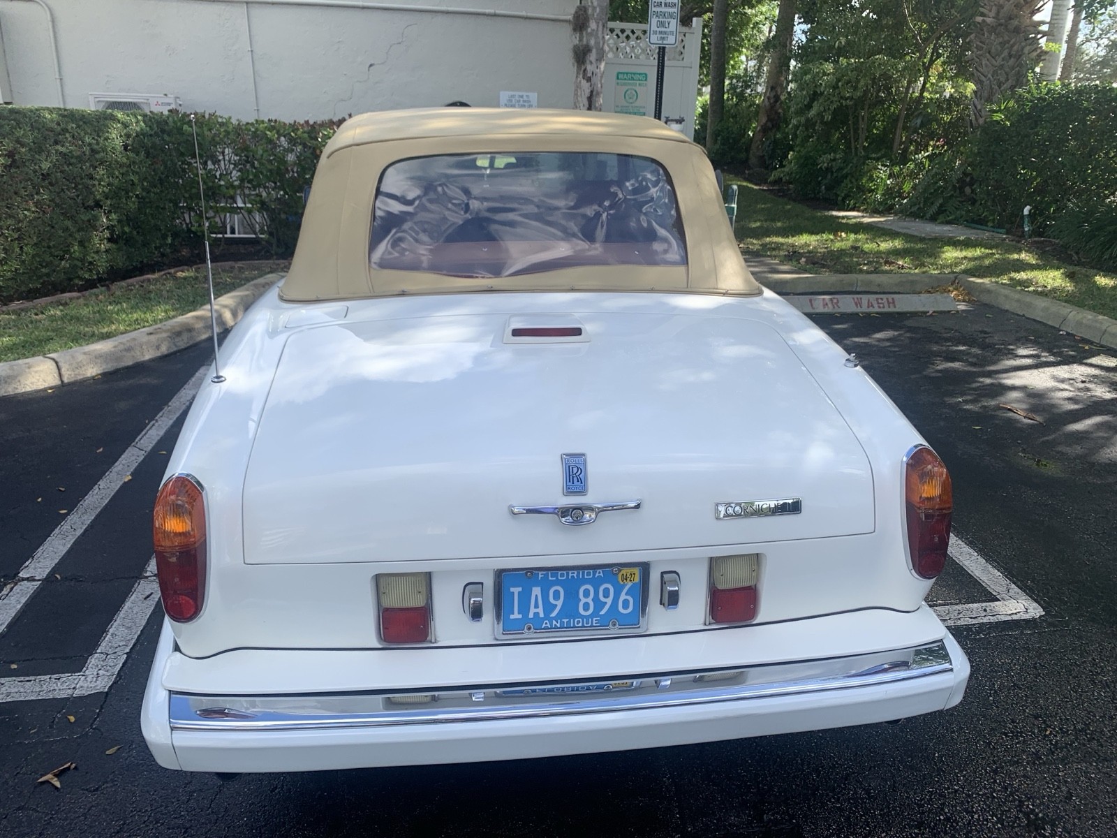 Rolls-Royce-Corniche-1986-2