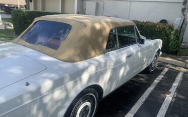 Rolls-Royce-Corniche-1986-3