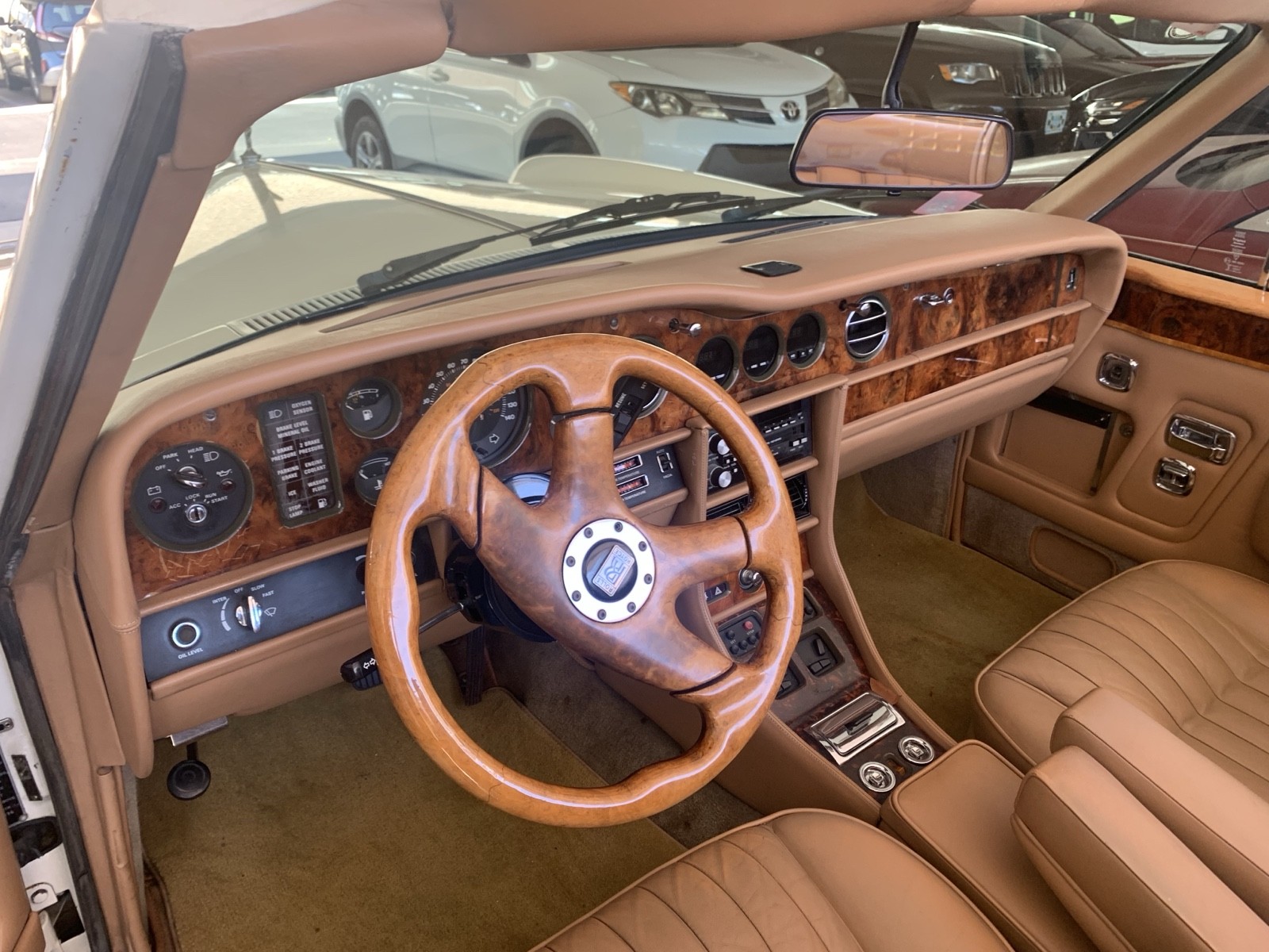 Rolls-Royce-Corniche-1986-30