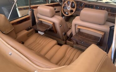 Rolls-Royce-Corniche-1986-35