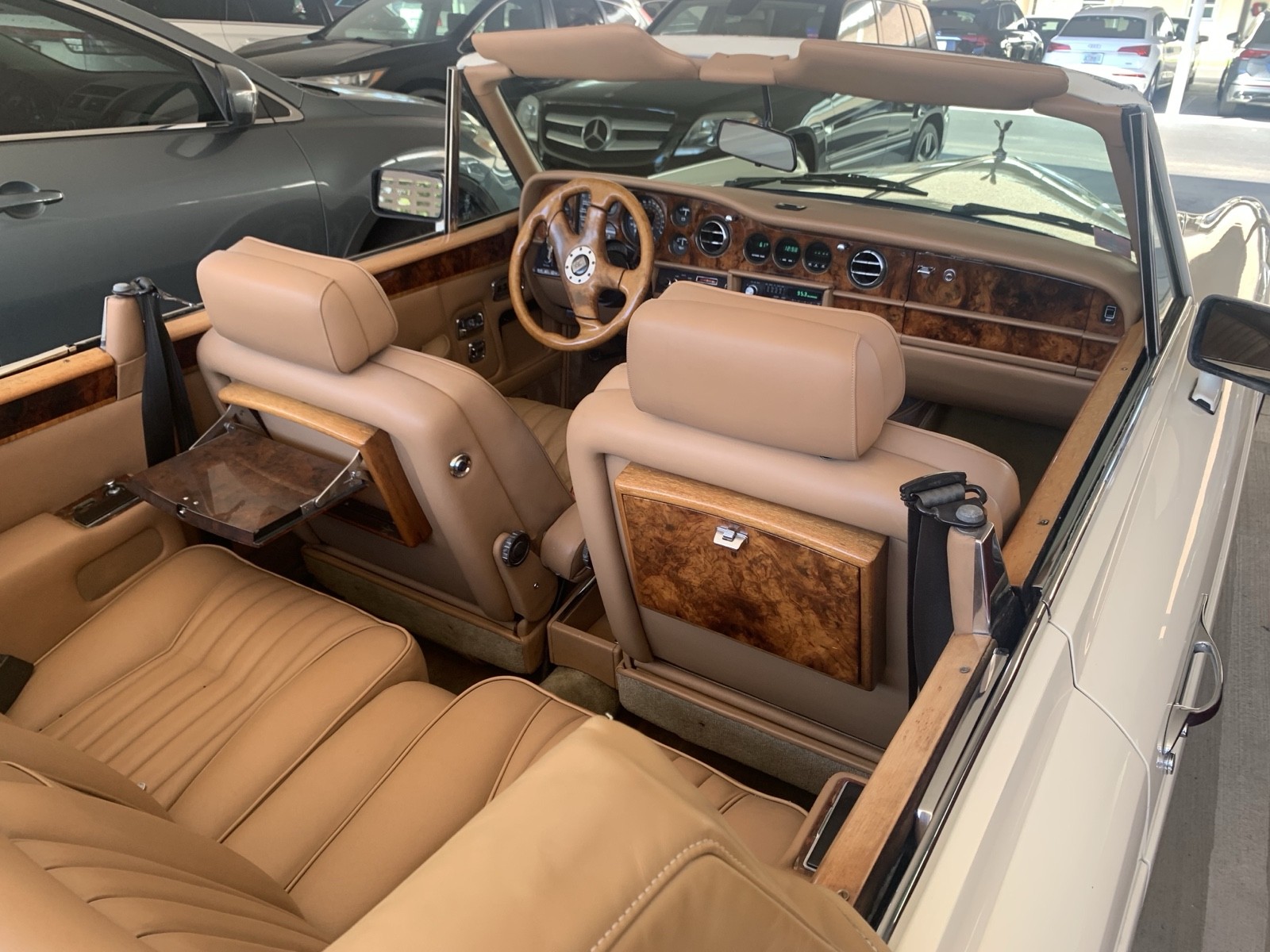 Rolls-Royce-Corniche-1986-37