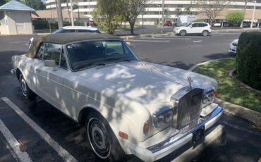 Rolls-Royce-Corniche-1986-4