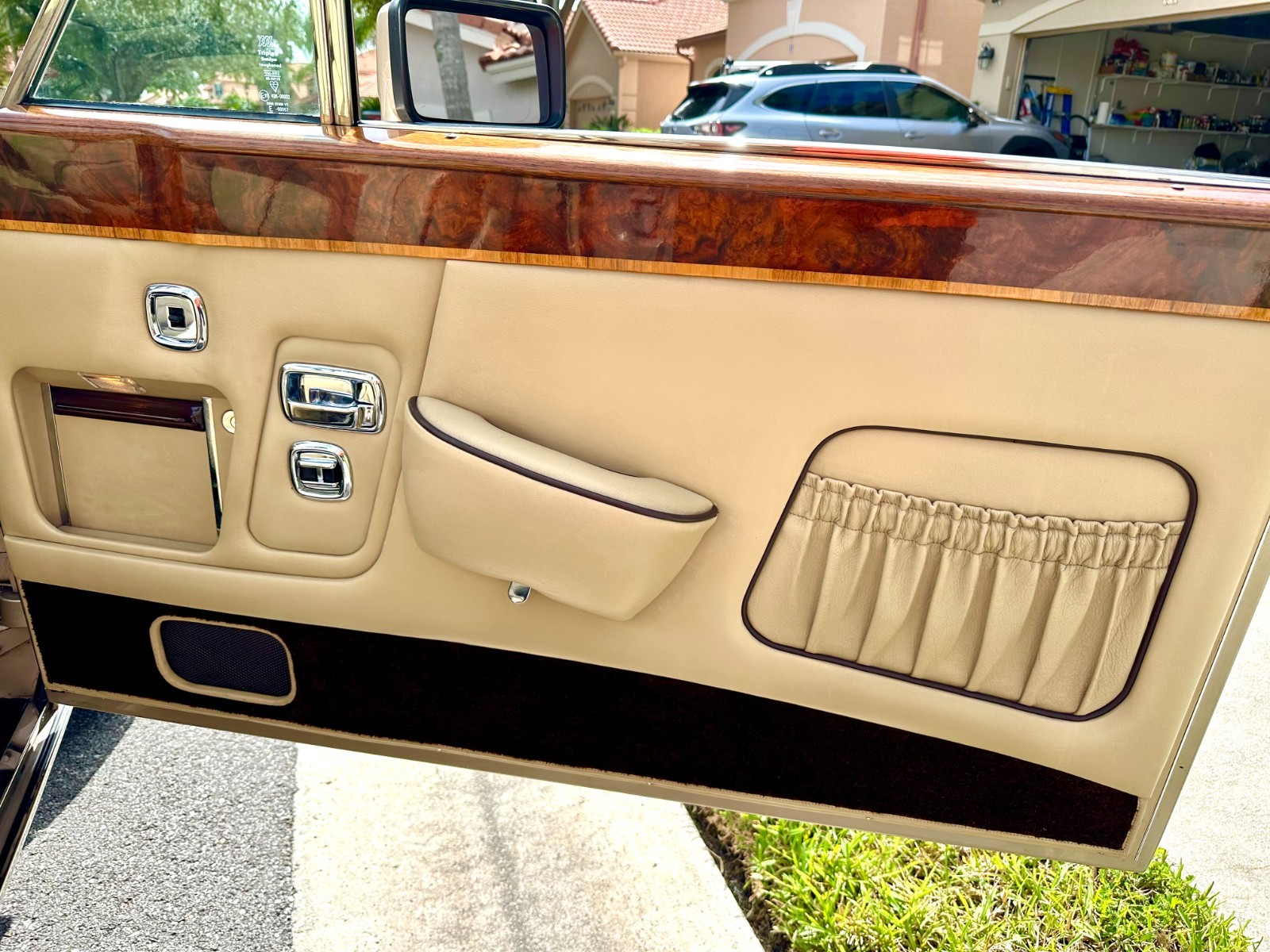 Rolls-Royce-Corniche-1986-Convertible-16