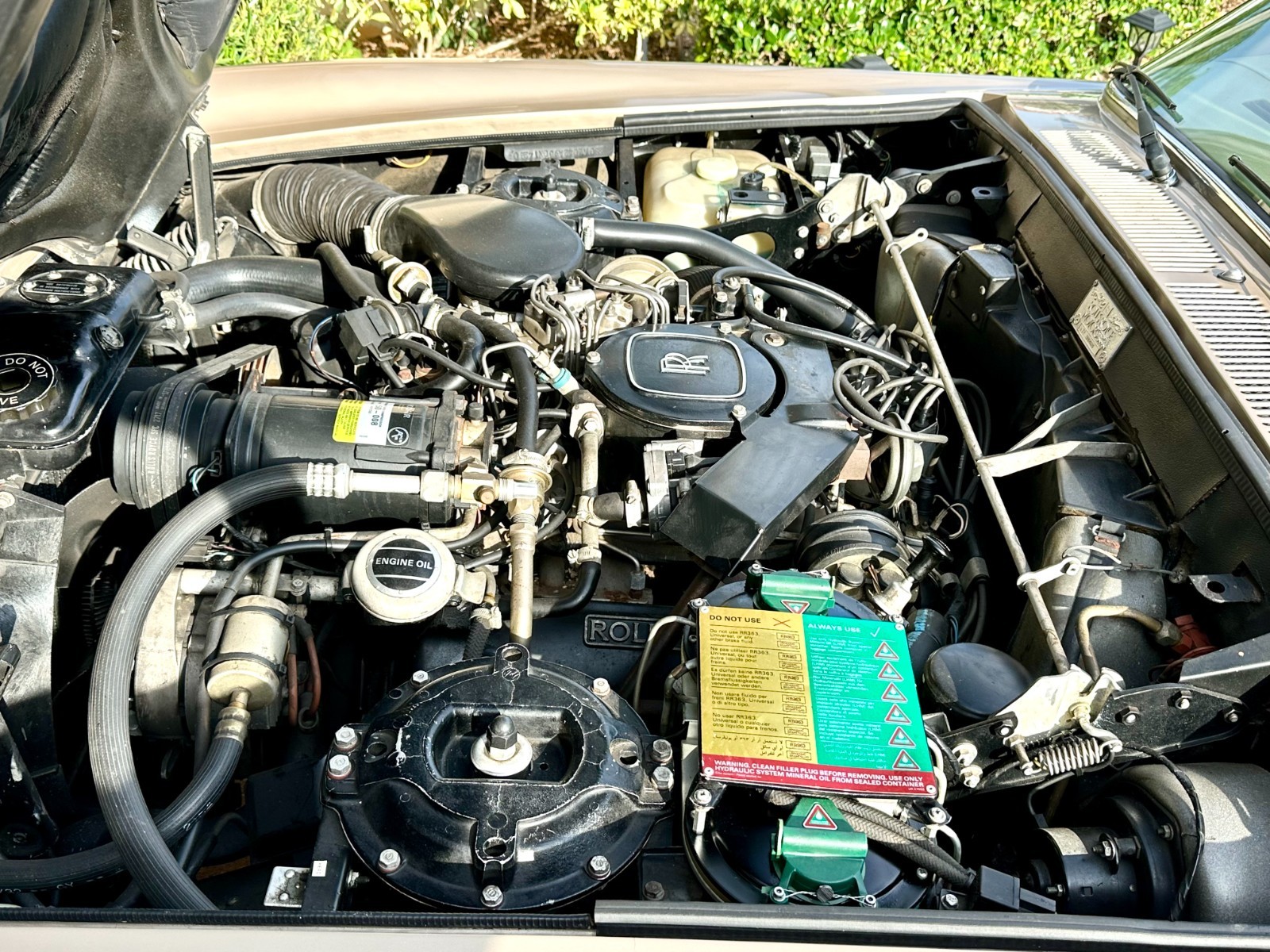 Rolls-Royce-Corniche-1986-Convertible-20