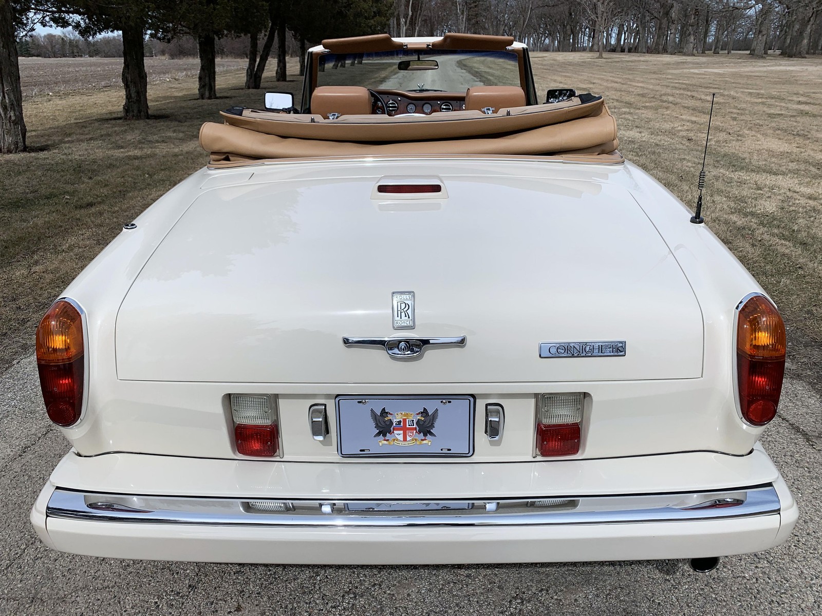 Rolls-Royce-Corniche-1989-13