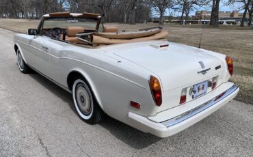 Rolls-Royce-Corniche-1989-15