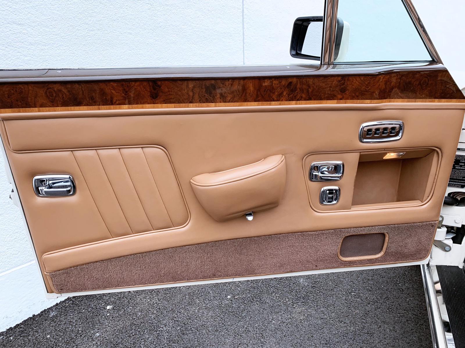 Rolls-Royce-Corniche-1989-32