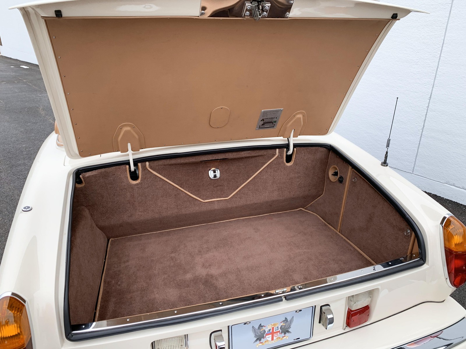 Rolls-Royce-Corniche-1989-36