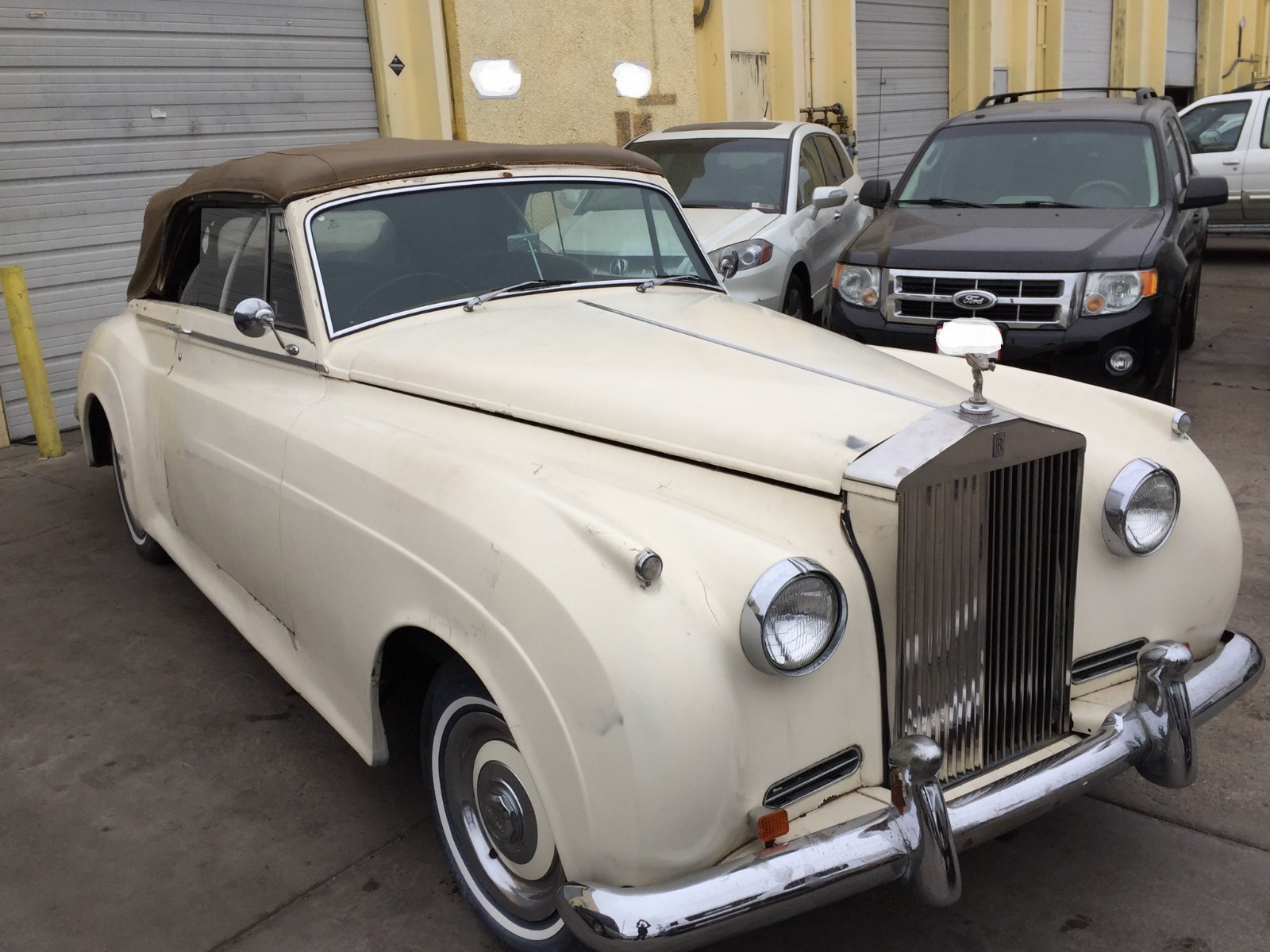 Rolls-Royce-Other-1957-Convertible-12