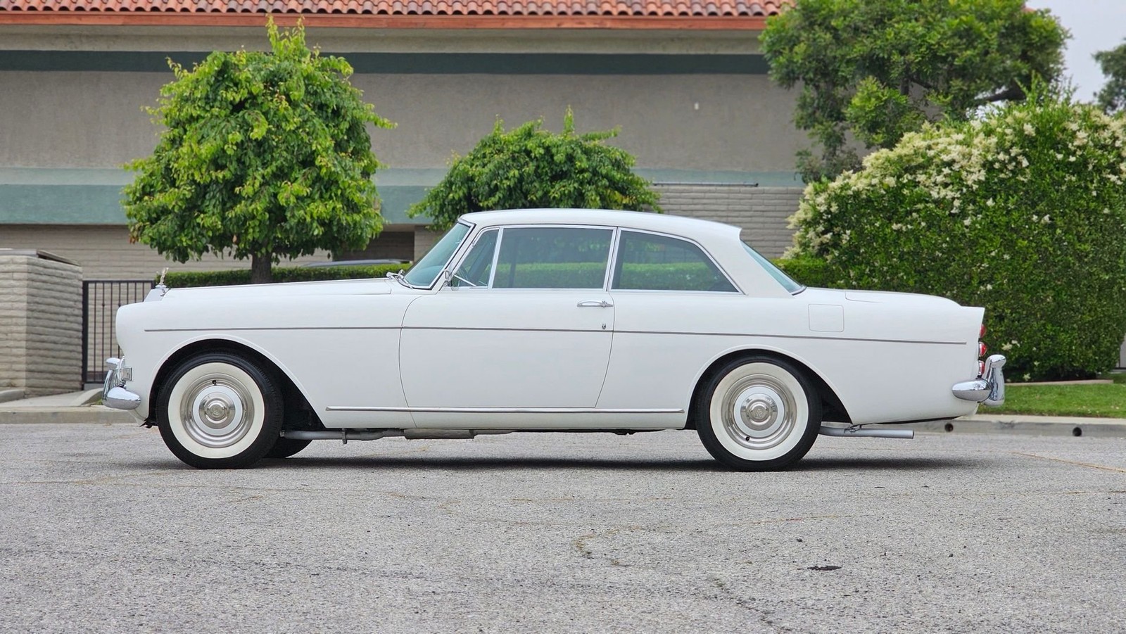 Rolls-Royce-SILVER-CLOUD-III-COUPE-1965-Coupe-10