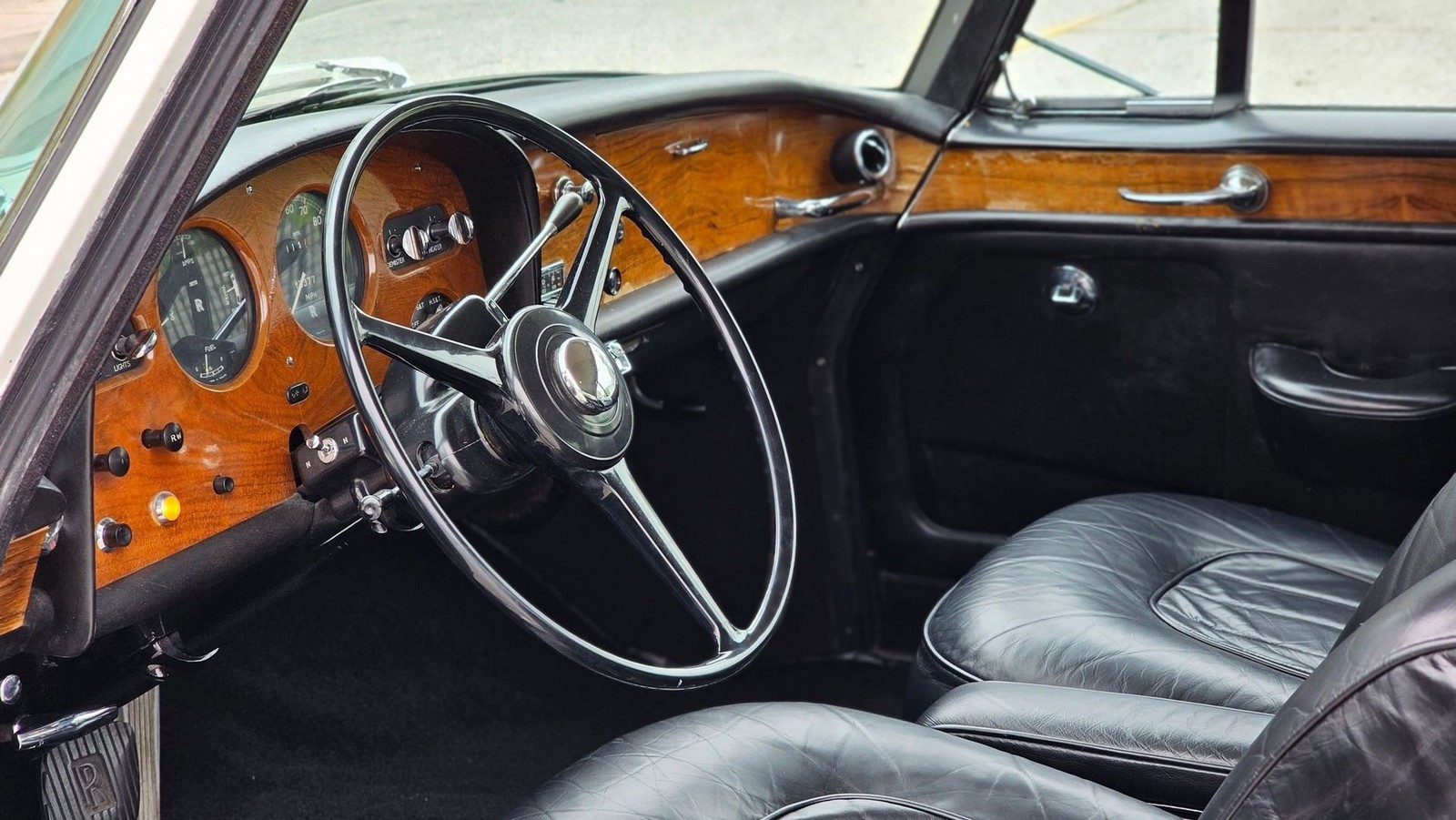 Rolls-Royce-SILVER-CLOUD-III-COUPE-1965-Coupe-12