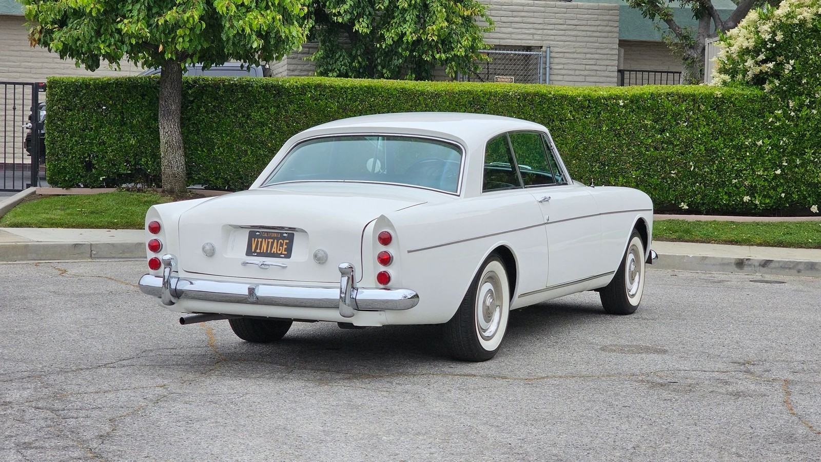 Rolls-Royce-SILVER-CLOUD-III-COUPE-1965-Coupe-7