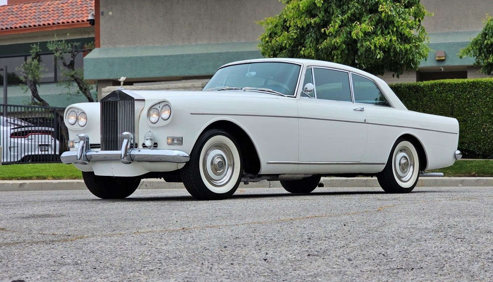 Rolls-Royce-SILVER-CLOUD-III-COUPE-1965-Coupe