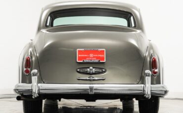 Rolls-Royce-Silver-Cloud-II-1960-Sedan-7