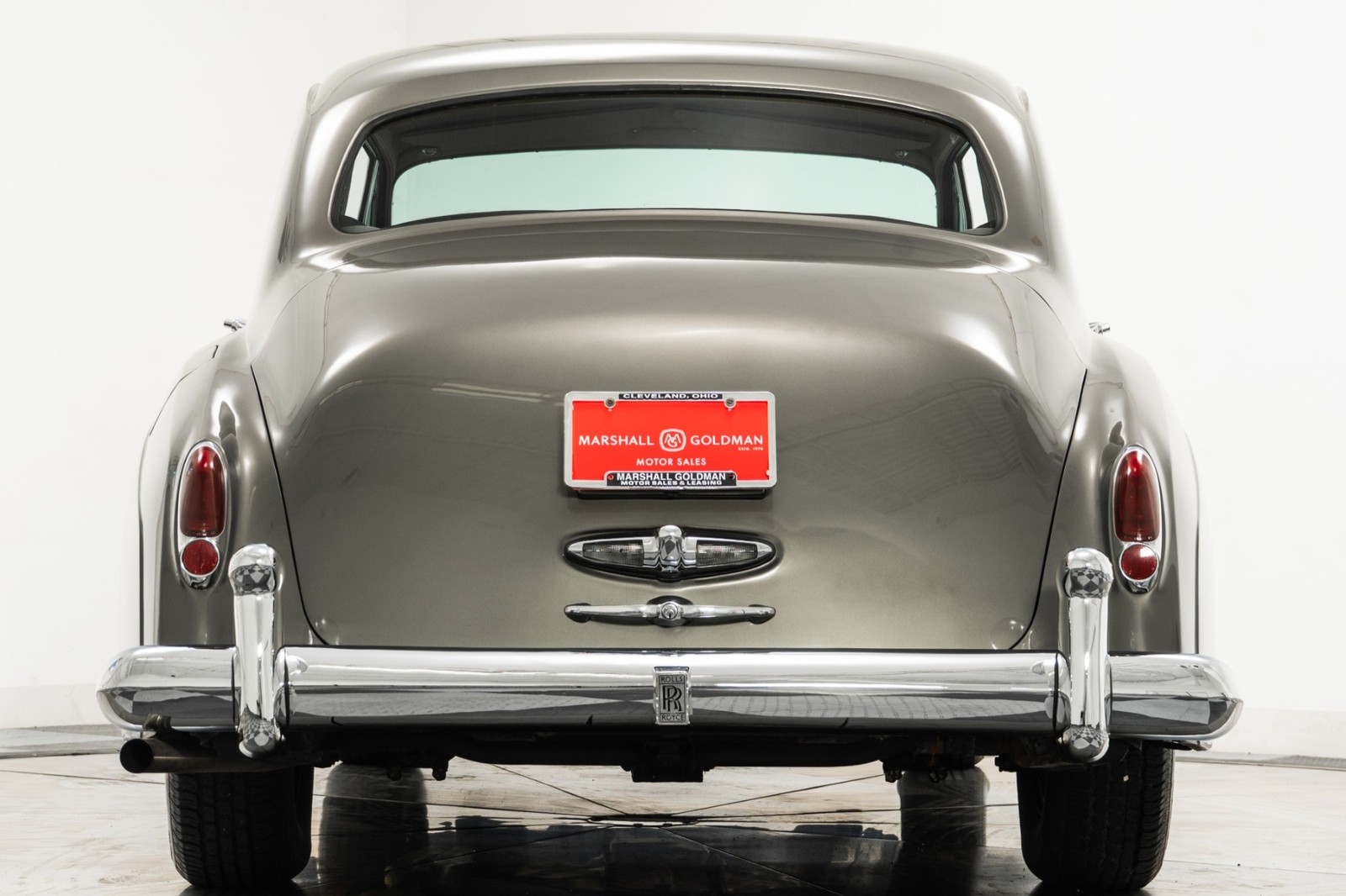 Rolls-Royce-Silver-Cloud-II-1960-Sedan-7