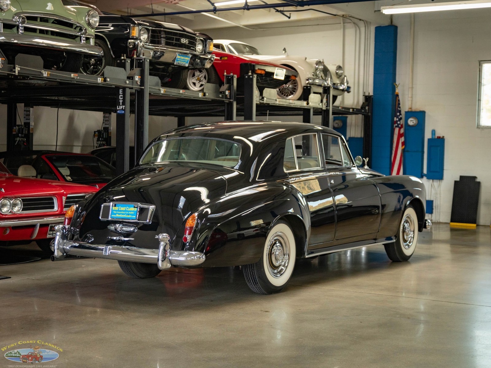 Rolls-Royce-Silver-Cloud-III-1963-4-Door-Sedan-24