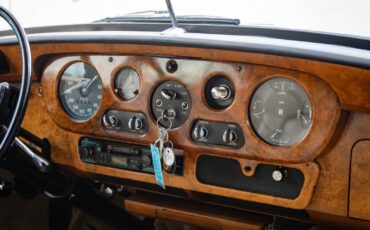 Rolls-Royce-Silver-Cloud-III-1963-4-Door-Sedan-38