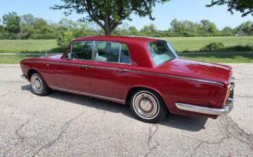 Rolls-Royce-Silver-Shadow-1969-12