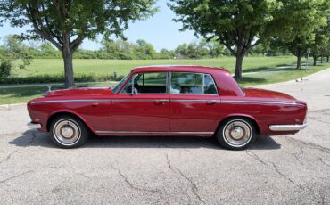 Rolls-Royce-Silver-Shadow-1969-13