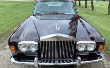 Rolls-Royce-Silver-Shadow-1971-Sedan-LWB-1
