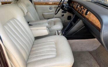 Rolls-Royce-Silver-Shadow-1971-Sedan-LWB-20