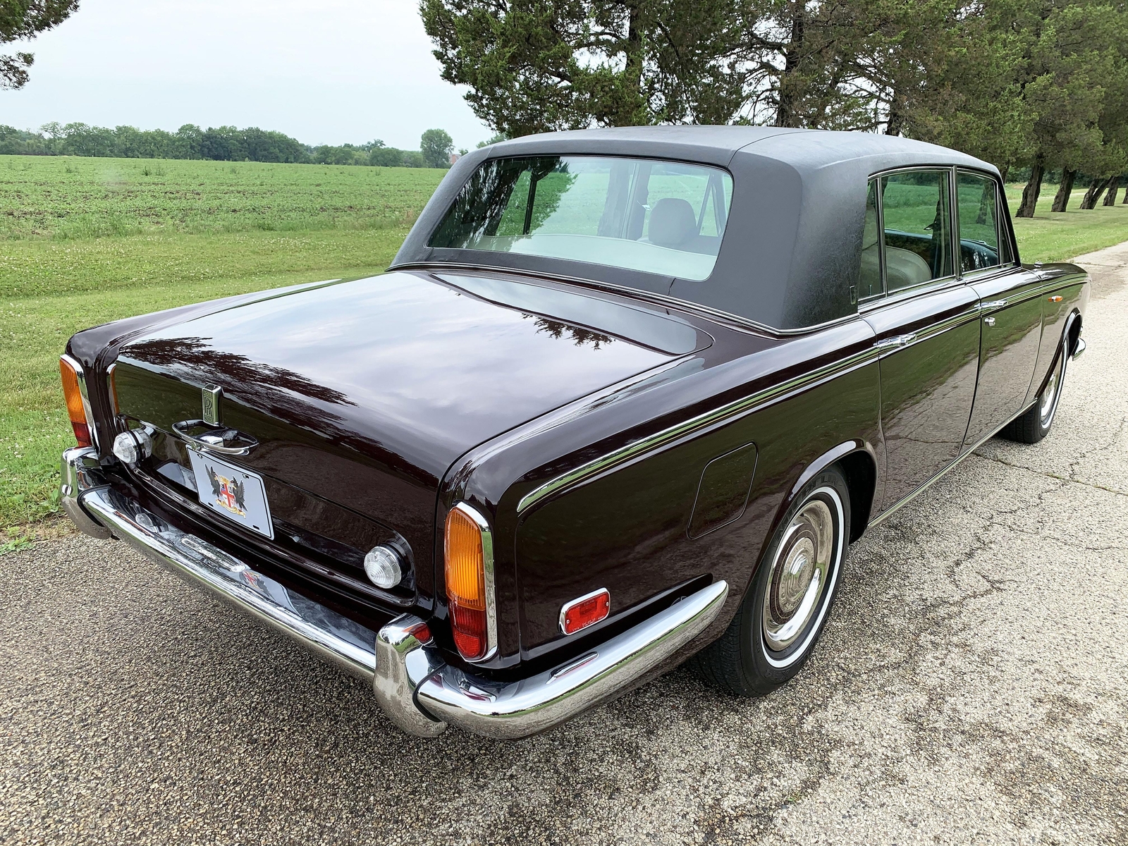 Rolls-Royce-Silver-Shadow-1971-Sedan-LWB-7