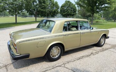 Rolls-Royce-Silver-Shadow-1978-16