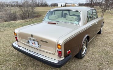 Rolls-Royce-Silver-Shadow-1978-17