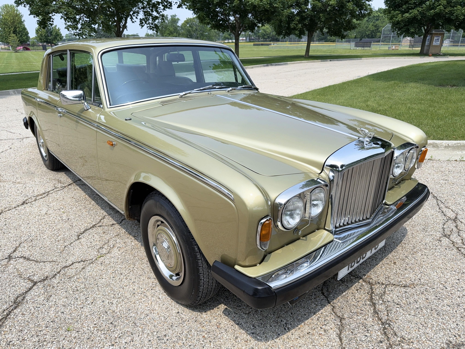 Rolls-Royce-Silver-Shadow-1978-20