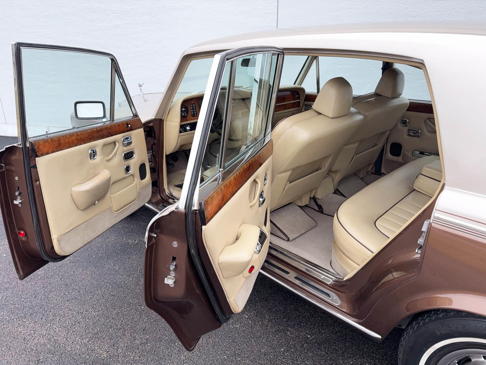 Rolls-Royce-Silver-Shadow-1978-22