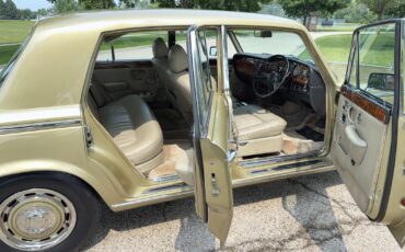 Rolls-Royce-Silver-Shadow-1978-22