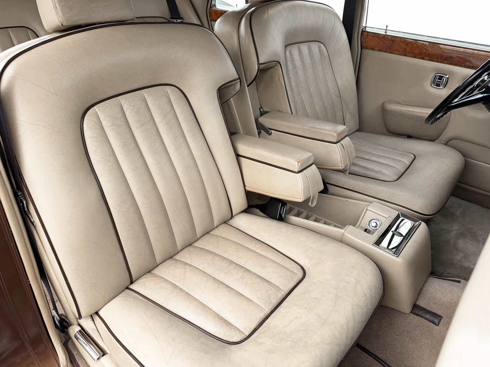 Rolls-Royce-Silver-Shadow-1978-29