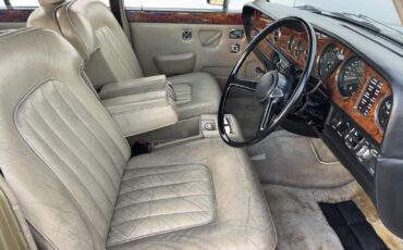 Rolls-Royce-Silver-Shadow-1978-35