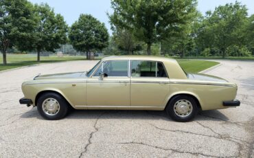Rolls-Royce-Silver-Shadow-1978-9