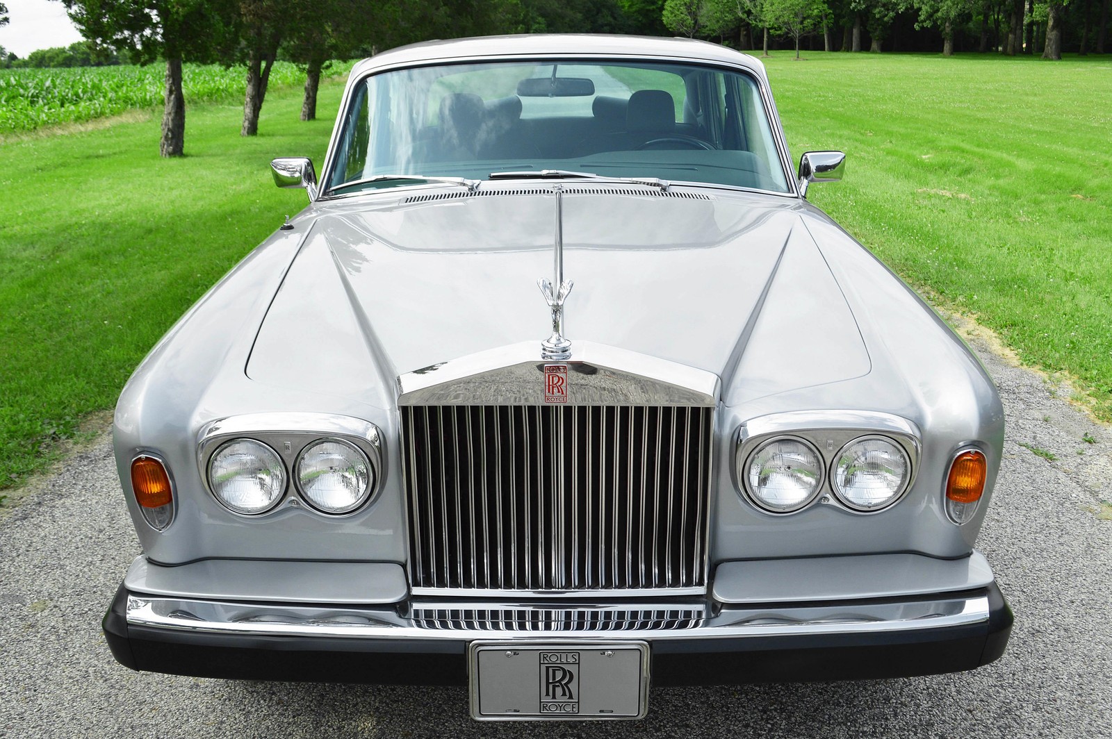 Rolls-Royce-Silver-Shadow-1979-1