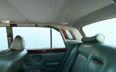 Rolls-Royce-Silver-Shadow-1979-16
