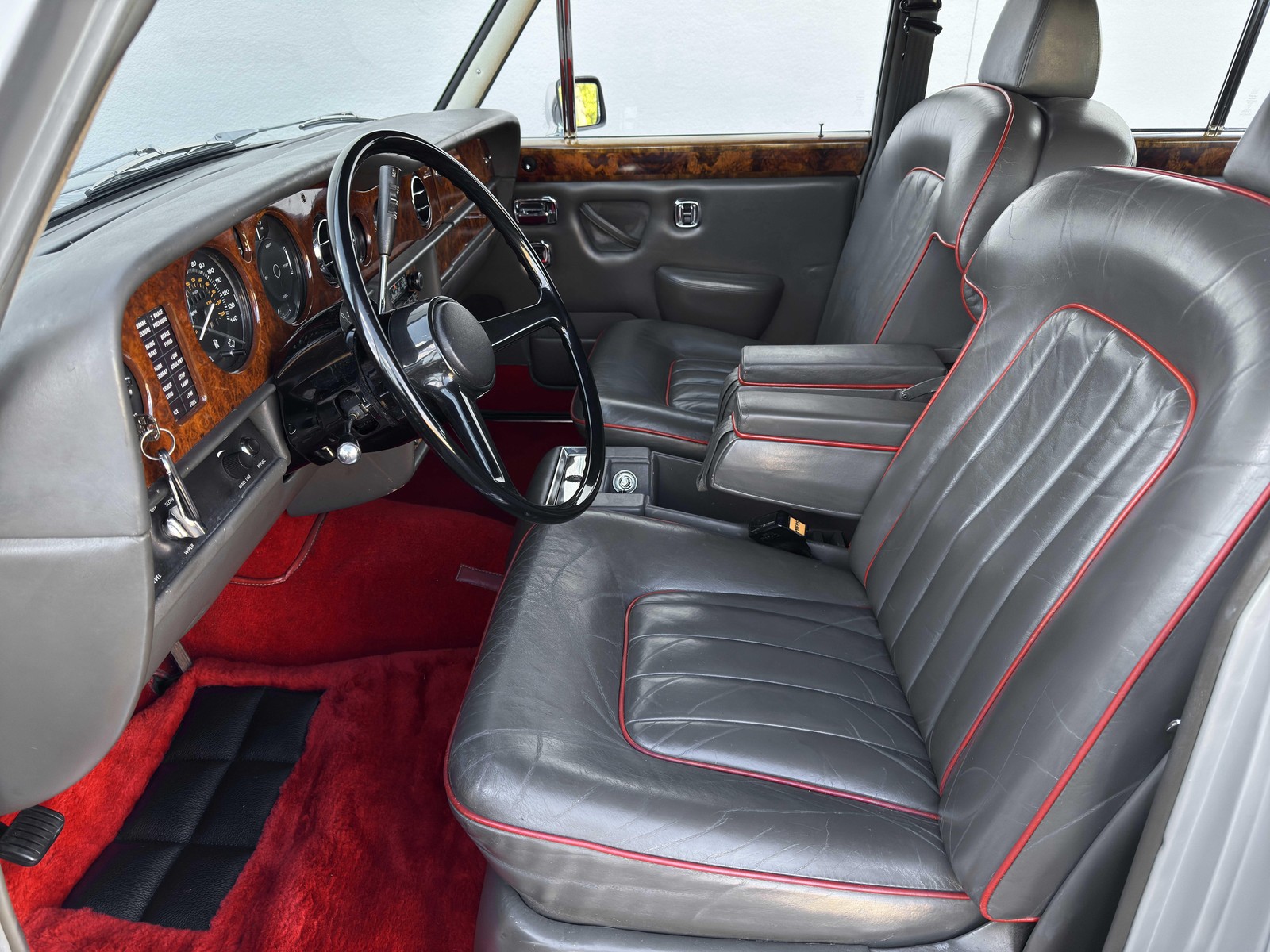 Rolls-Royce-Silver-Shadow-1979-21