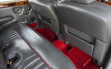 Rolls-Royce-Silver-Shadow-1979-26