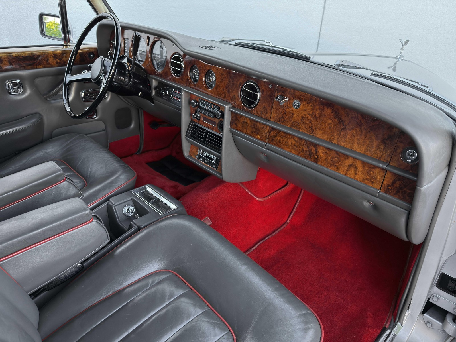 Rolls-Royce-Silver-Shadow-1979-29