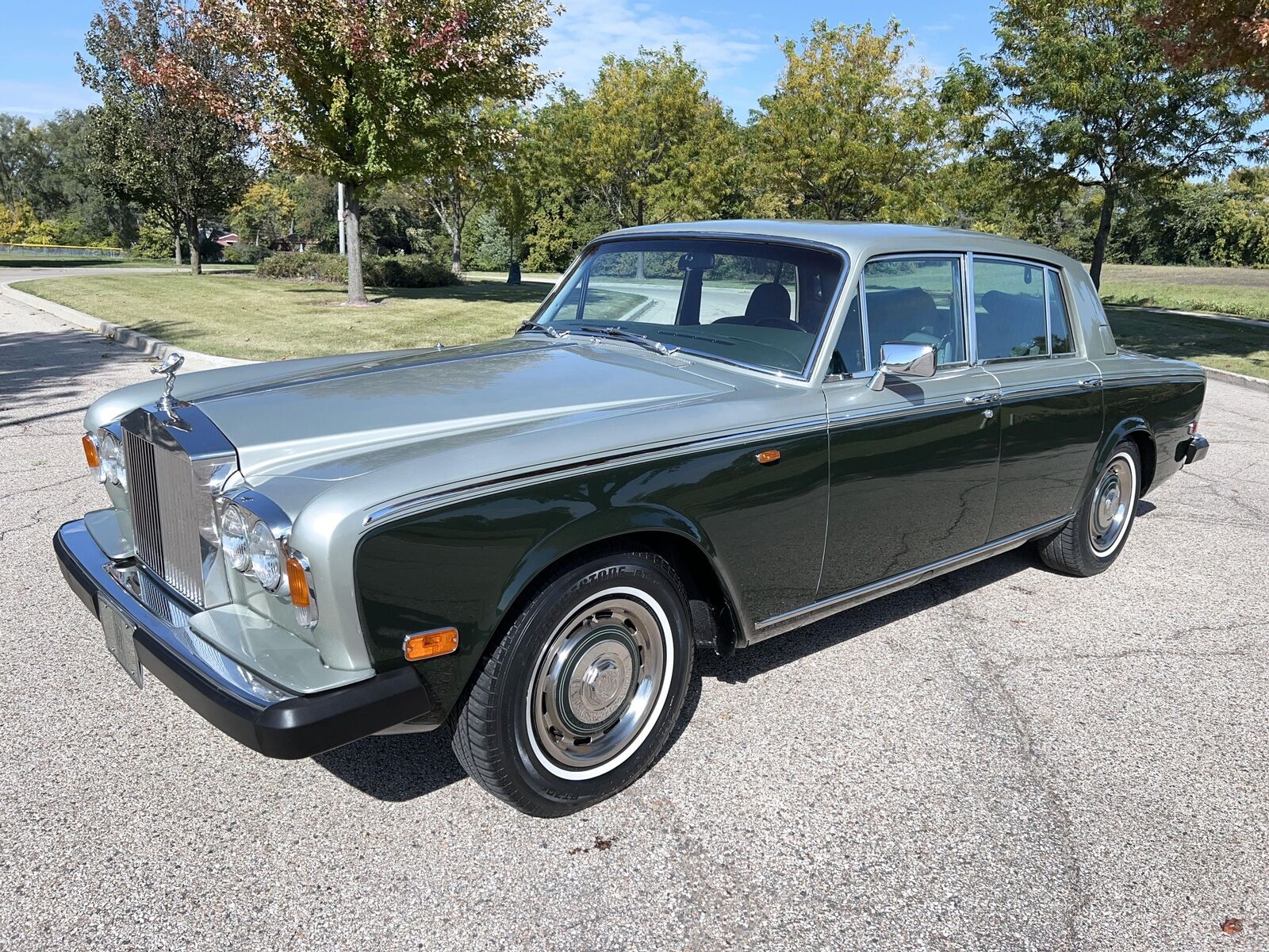 Rolls-Royce-Silver-Shadow-1979-3