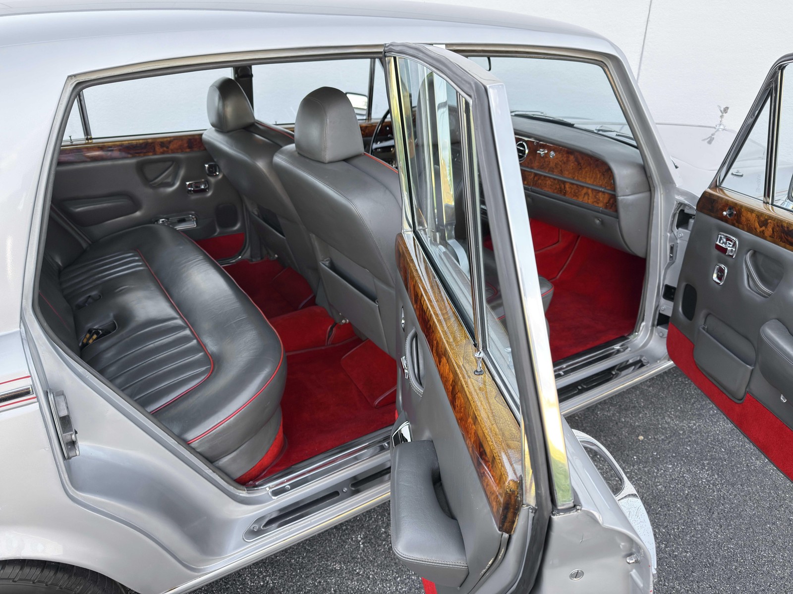 Rolls-Royce-Silver-Shadow-1979-32