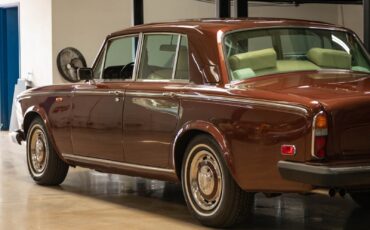 Rolls-Royce-Silver-Shadow-1979-4-Door-Sedan-17