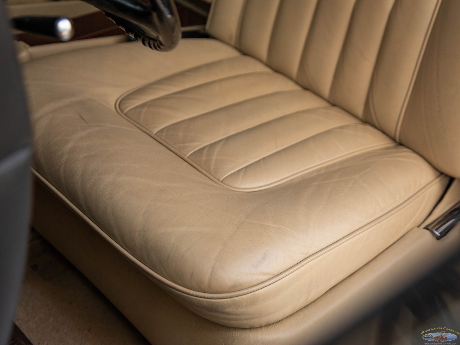 Rolls-Royce-Silver-Shadow-1979-4-Door-Sedan-23