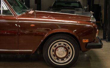 Rolls-Royce-Silver-Shadow-1979-4-Door-Sedan-3