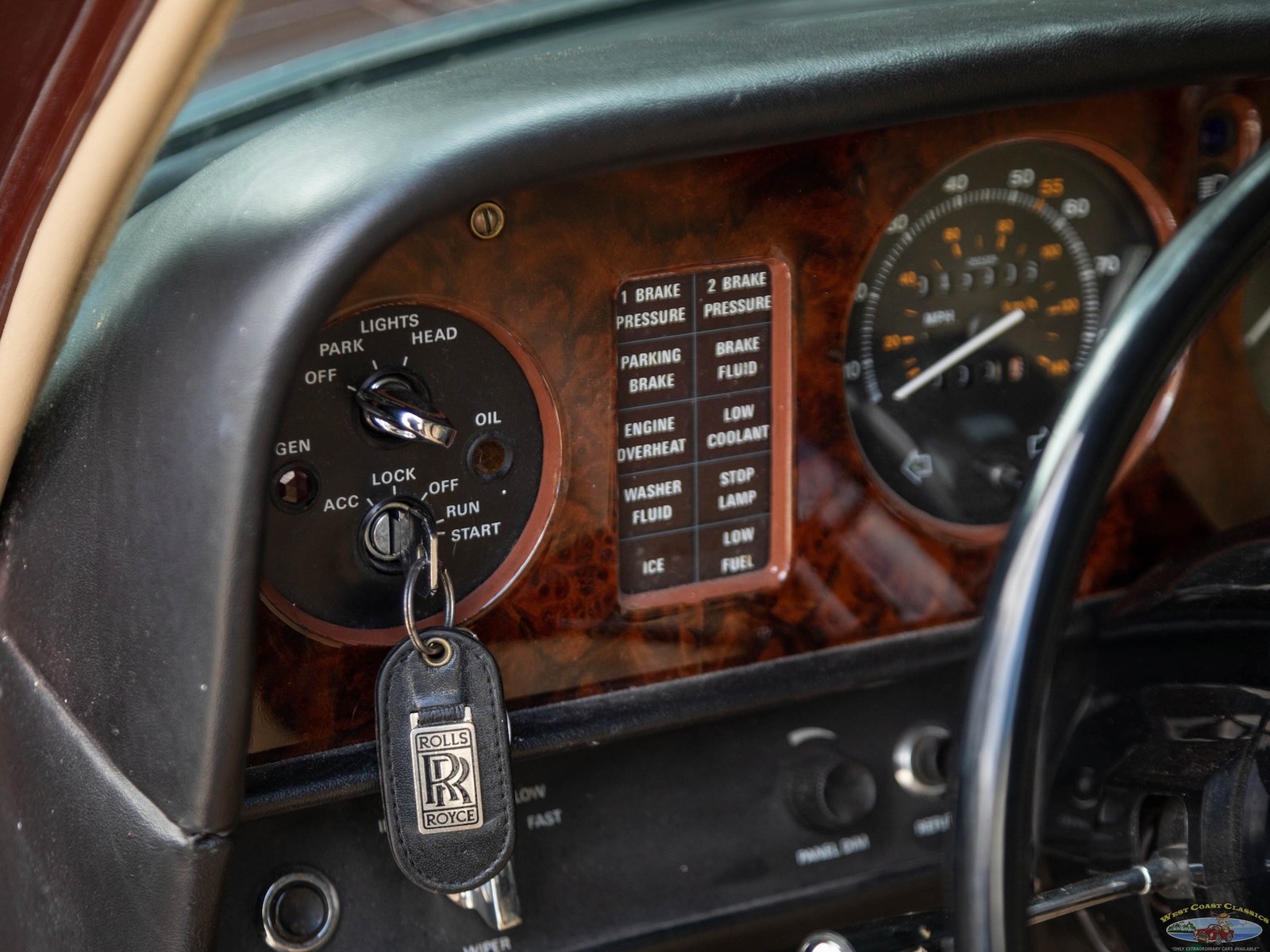 Rolls-Royce-Silver-Shadow-1979-4-Door-Sedan-30