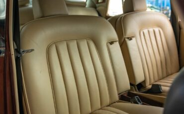 Rolls-Royce-Silver-Shadow-1979-4-Door-Sedan-39