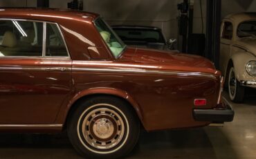 Rolls-Royce-Silver-Shadow-1979-4-Door-Sedan-7